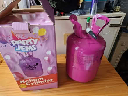 Photo of free Half full bottle of helium (Crewe CW2 7NS) #3