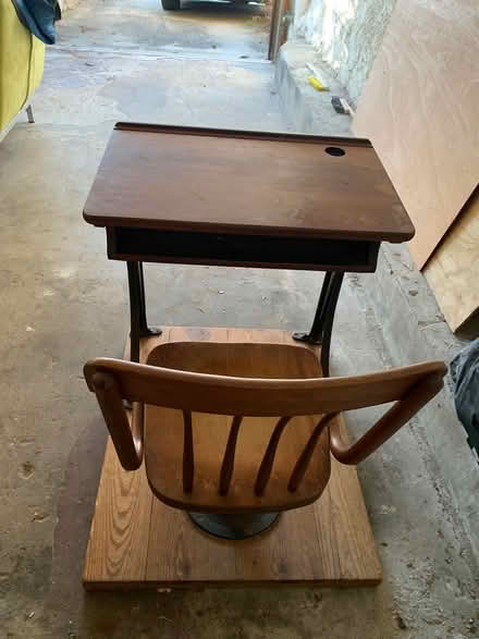 Photo of free Old school table and chair (Bronx) #1