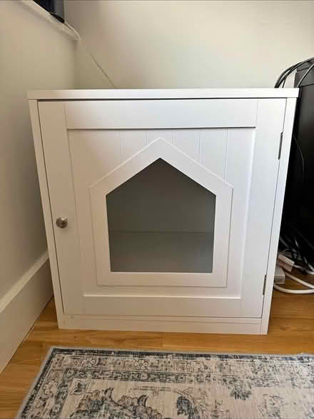 Photo of cat Litter enclosure (20017) #1