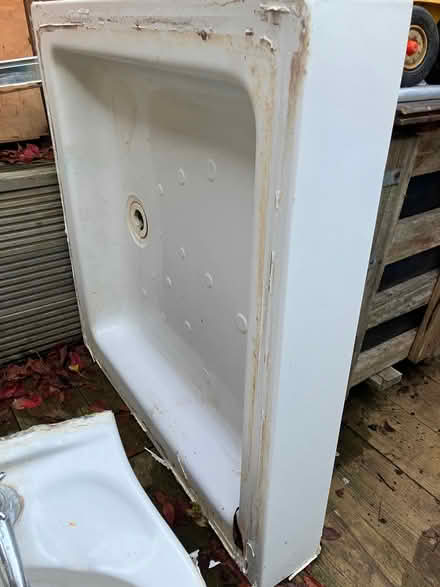 Photo of free traditional deep shower tray 800 x800 mm - (Kennington OX1) #1