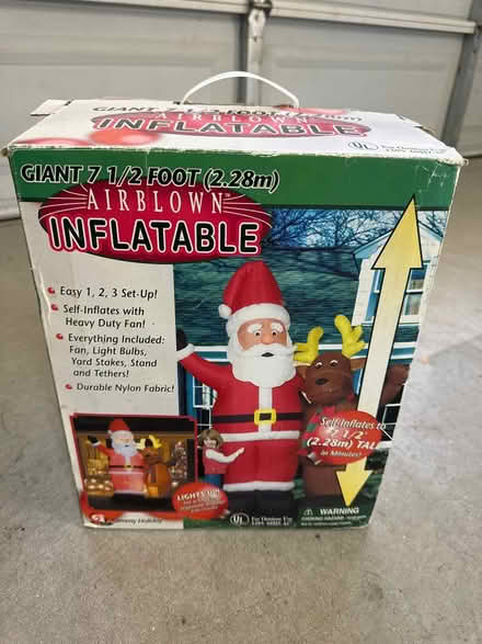 Photo of free Christmas decor (South livermore near 84) #2