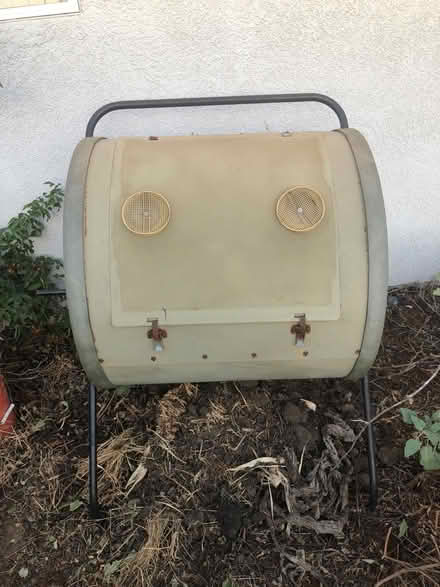 Photo of free Mantis Compact ComposTumbler (North Fontana) #1