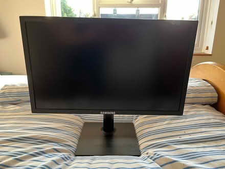 Photo of free Samsung Syncmaster F2080 Monitor (North Ascot SL5) #2