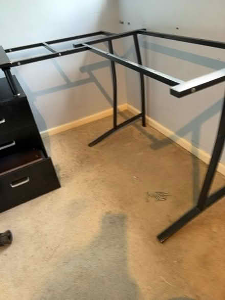 Photo of free Corner Desk Unit (Weybridge KT13) #3