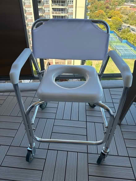 Photo of free Never used shower chair (Bayside, Queens) #1