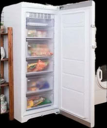 Photo of free Freestanding upright deepfreeze Hotpoint (Churchill OX7) #2