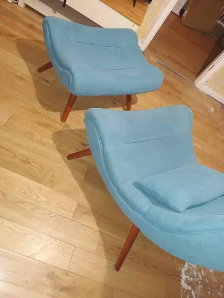 Photo of free Lounge chair and footstool (TQ14) #3