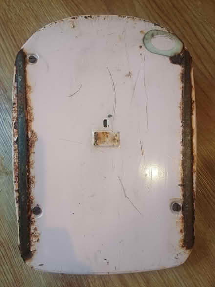 Photo of free Retro bathroom scales (TN38 Bulverhythe) #3