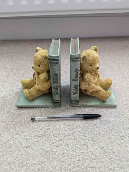 Photo of free Pair of Book Ends (West Worthing BN11) #1