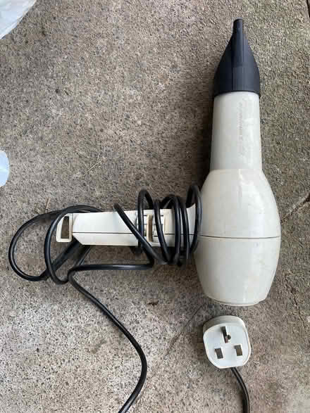Photo of free Hair dryer (L18) #1