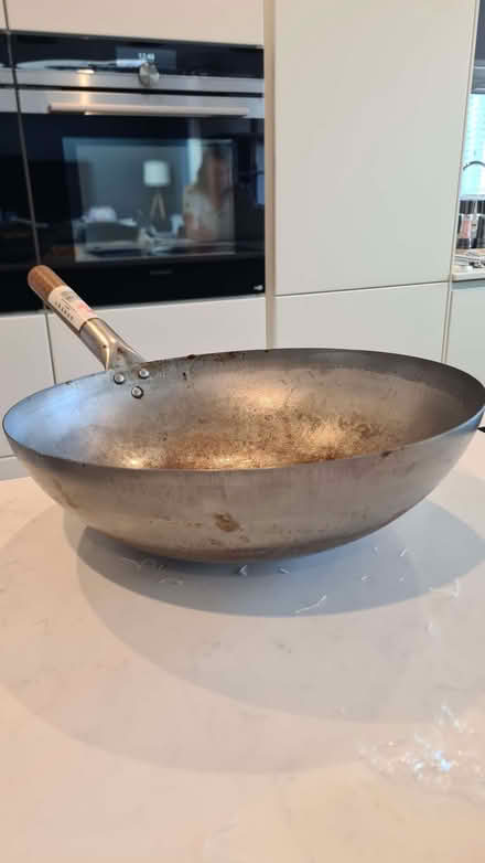 Photo of free 14" round bottom wok (Marshalswick AL4) #1
