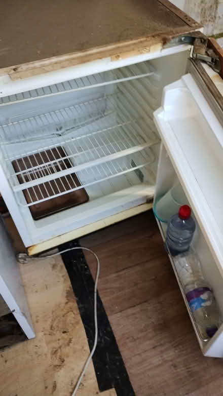 Photo of free Undercounter fridge, working (North Lancing BN15) #1