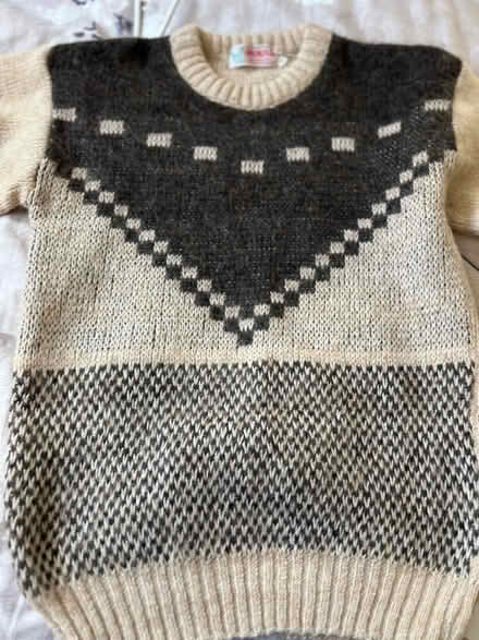 Photo of free Pure wool sweater (94304) #1