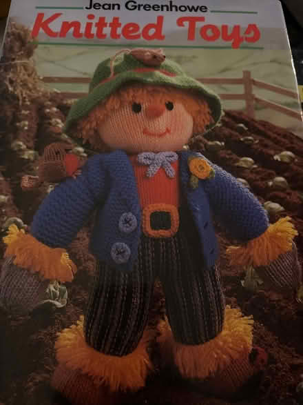 Photo of free Knitted Toys books (hastings TN34) #1