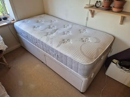 Photo of free Single 3' divan bed (Stroud top of town) #3