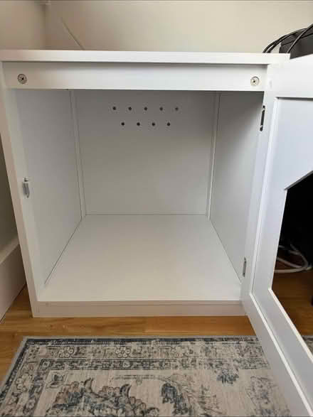 Photo of cat Litter enclosure (20017) #2