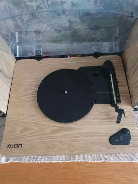 Photo of free Ion turntable, bluetooth. (Troy Town ME1) #3