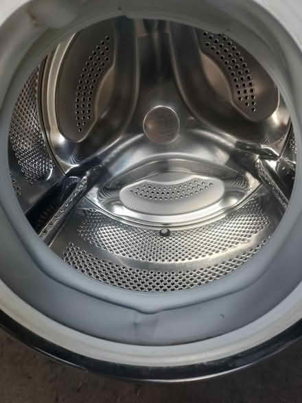 Photo of free BOSCH washing machine (Beetham LA7) #4