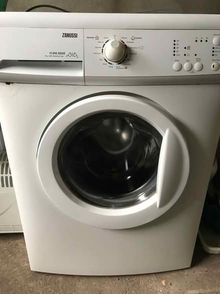 Photo of free Zanussi Washing Machine (Earley RG6) #1