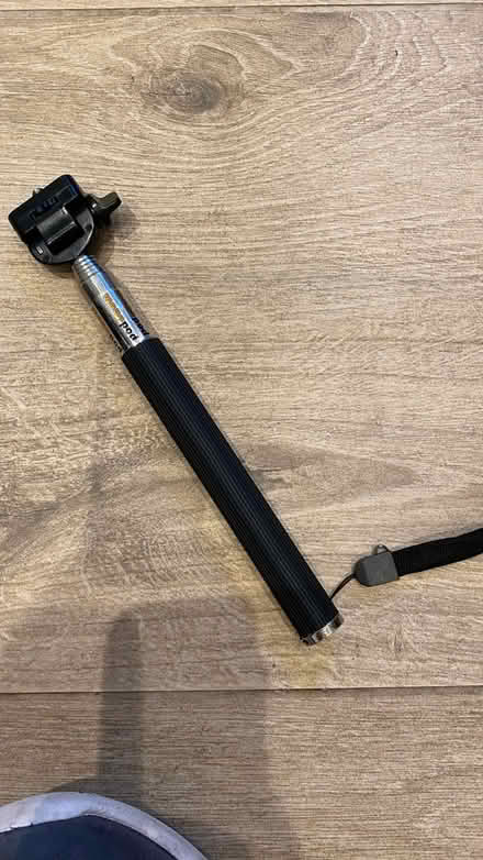 Photo of free Mono pod stick (Arundel BN18) #1