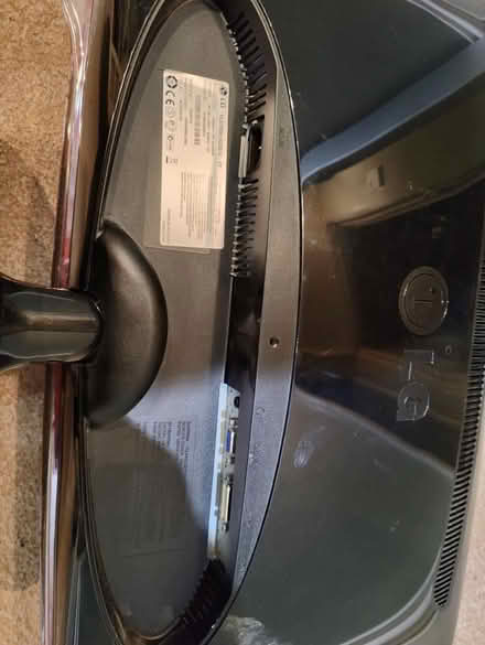 Photo of free Computer monitor (Woodhouse Eaves) #2
