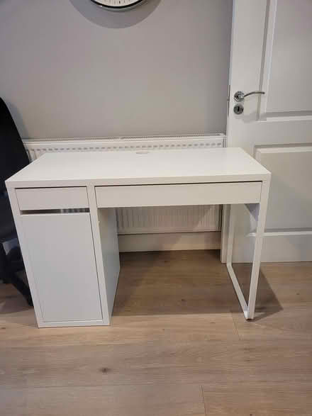 Photo of free Office and desk chair (D 15) #4