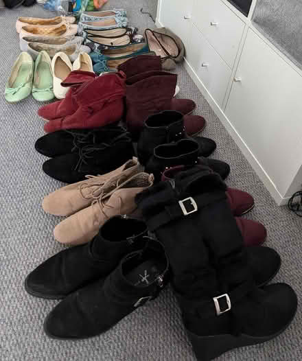 Photo of free Boots and pumps sizes 7 and 8 (Mudeford BH23) #1