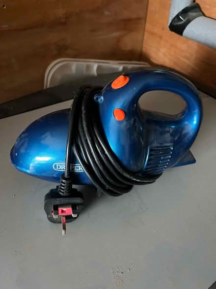 Photo of free Handheld Dust Buster (Radlett WD7) #2