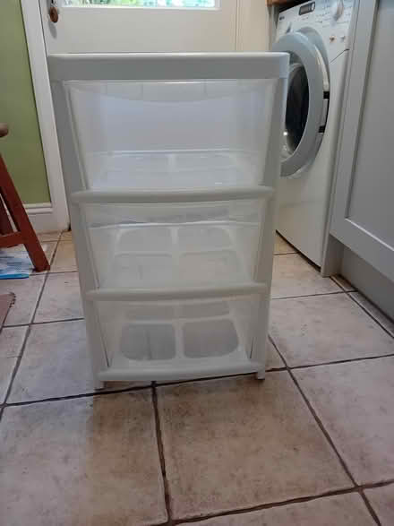 Photo of free plastic drawer unit (Penge London SE20) #2