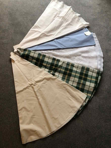 Photo of free Circular table cloths (KT15. Woodham.) #1