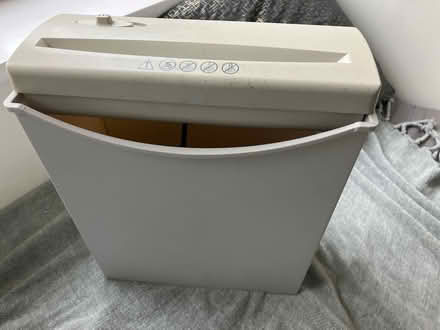 Photo of free Paper shredder (LU7 Near plantation road) #1