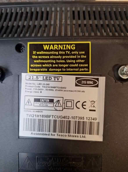 Photo of free tv 21.5" (EN4) #3