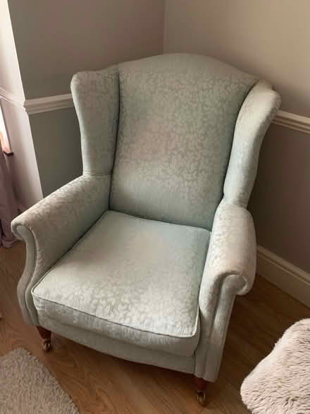 Photo of free Armchair (TN24) #1