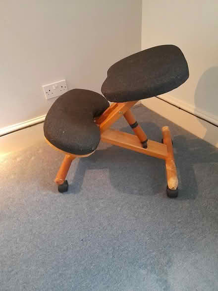 Photo of free Chair (CT4) #1