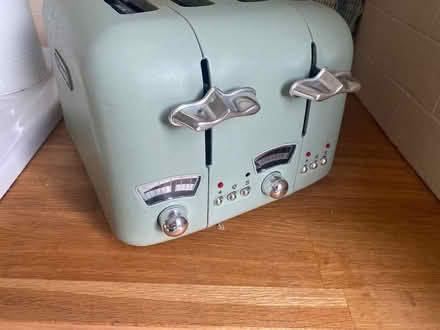 Photo of free 4 slice toaster (Leixlip- just at Dublin border) #1