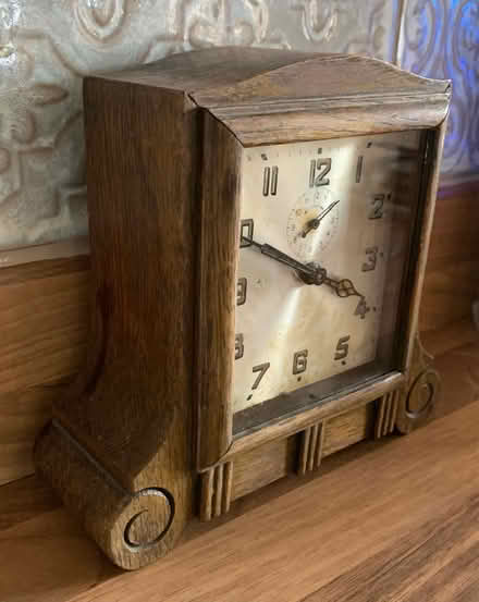 Photo of free c1920’s Art Deco Mantel Clock (Market Harborough LE16) #2