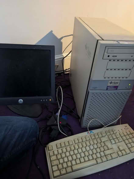 Photo of free Sun Ultra 60 Elite 3d Workstation (Tredworth GL1) #2