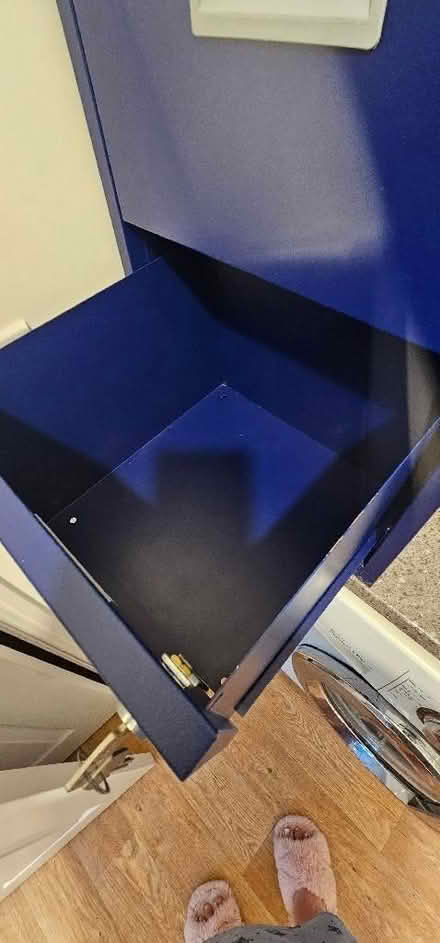 Photo of free 2 Drawer Blue filing cabinet (Hailsham BN27) #3