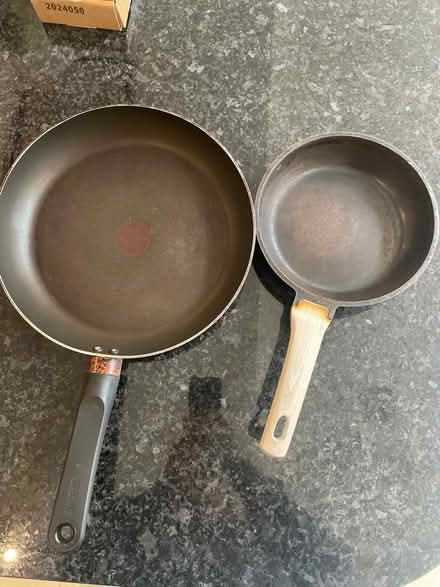 Photo of free 2 x frying pans 30 & 20 cm (Southfields SW19) #1
