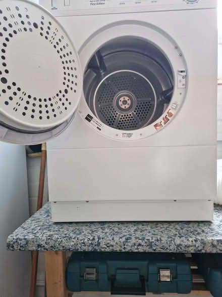 Photo of free Hotpoint vented tumble dryer (Battle Field SY6) #1