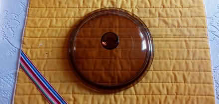 Photo of free Pot lid (Hintonburg) #1