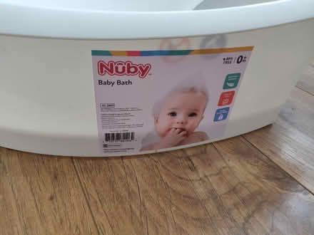 Photo of free Baby bath (Carpenders Park, WD19) #4