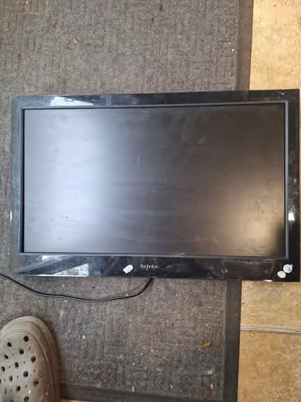 Photo of free tv 21.5" (EN4) #1