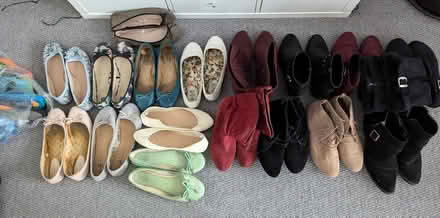 Photo of free Boots and pumps sizes 7 and 8 (Mudeford BH23) #2