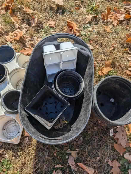 Photo of free Pots-Various (St. Paul) #2