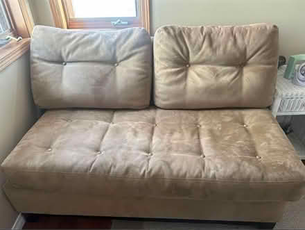 Photo of free couch (Sierra Morena Blvd Sw) #1