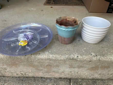 Photo of free Plant pots (Kentlands in Gaithersburg) #2