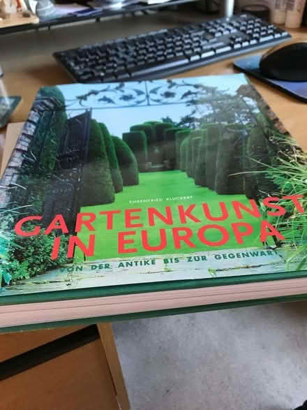 Photo of free Gardens of Europe (from antiquity to present) (in German) (Cookridge LS16) #2
