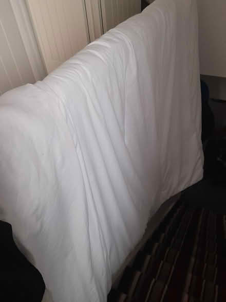Photo of free King size 13.5 tog duvet (Bishops Walatham, SO32) #2