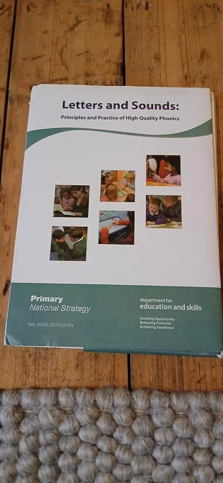 Photo of free Phonics Teaching Guide (CT11) #1